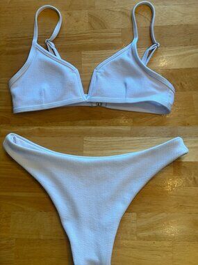 White Textured Bikini Set | Minimal Triangle Top & Cheeky Bottoms | Est. S